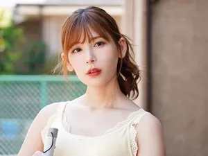 MIDE-072, MIDE-072 Nữ tiếp viên hàng không J-cup bị ngã JULIA